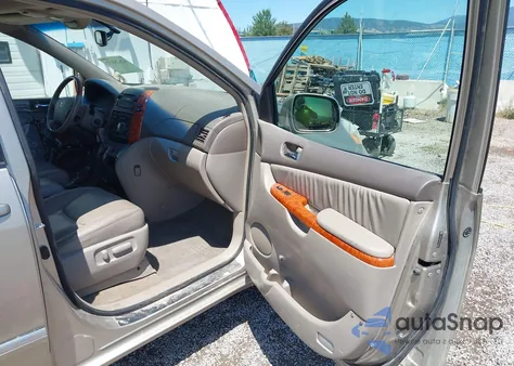 2008 Toyota Sienna Limited from USA, damaged, VIN 5TDBK22C78S009003